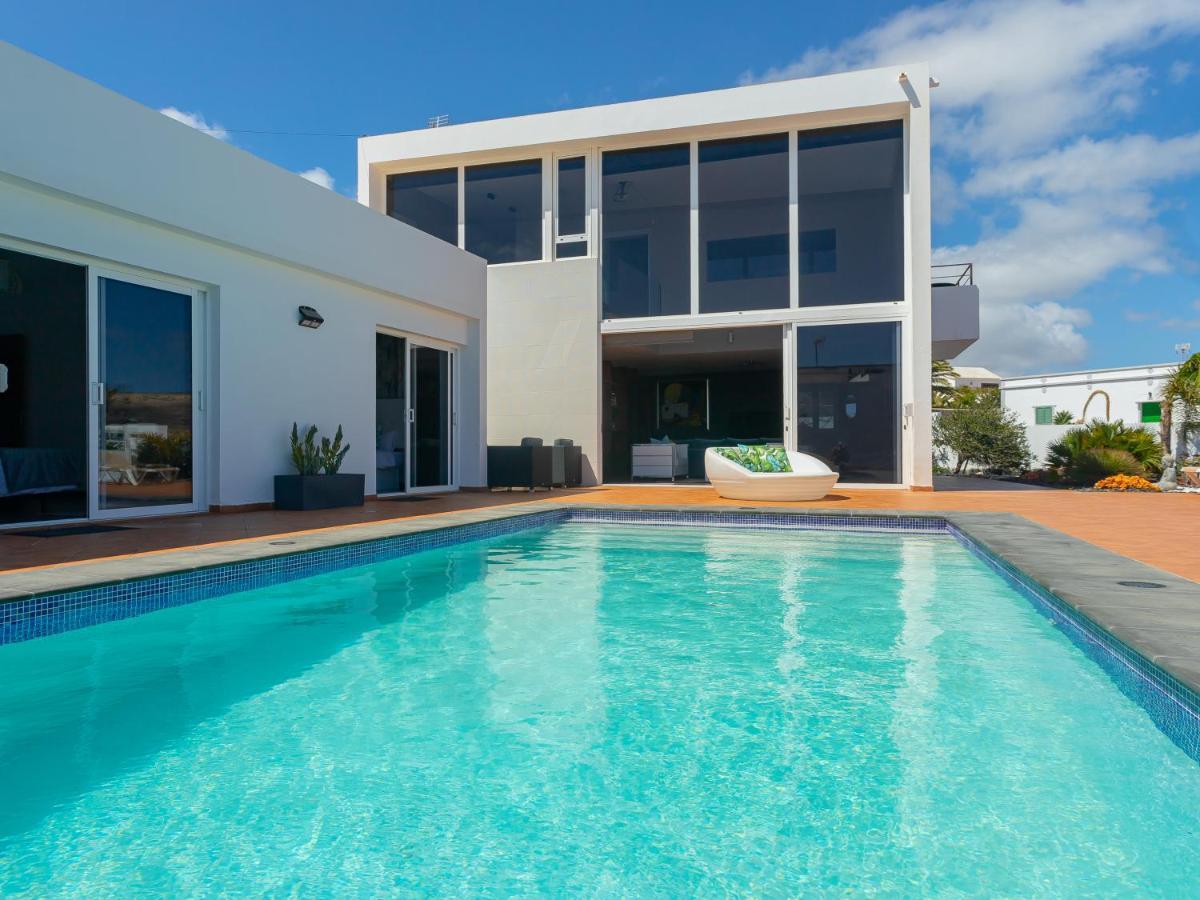 Villa Alma Tías Buitenkant foto